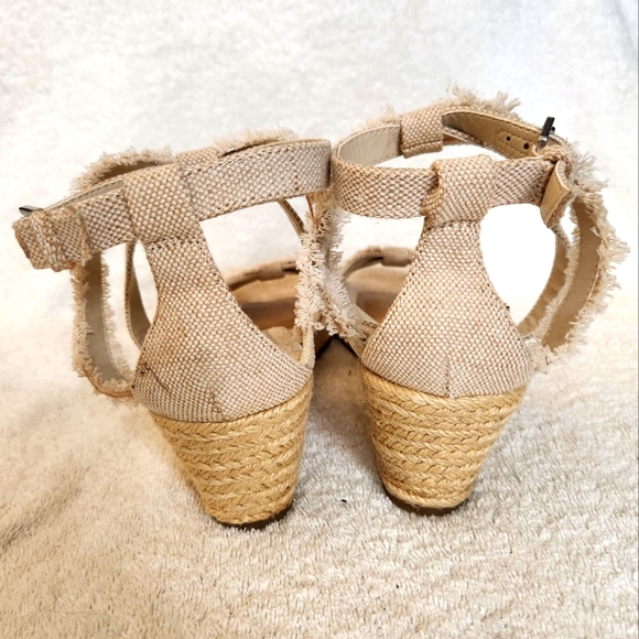 Chaps linen Sandals - Picture 3 of 5